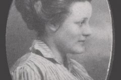 Nina  Tucker
