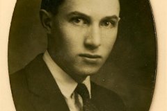 Kenneth Brown