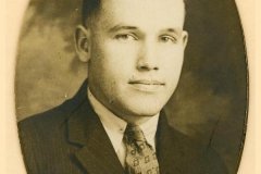 Carrol Hollingshead