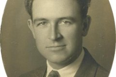 Glenn Caulkins